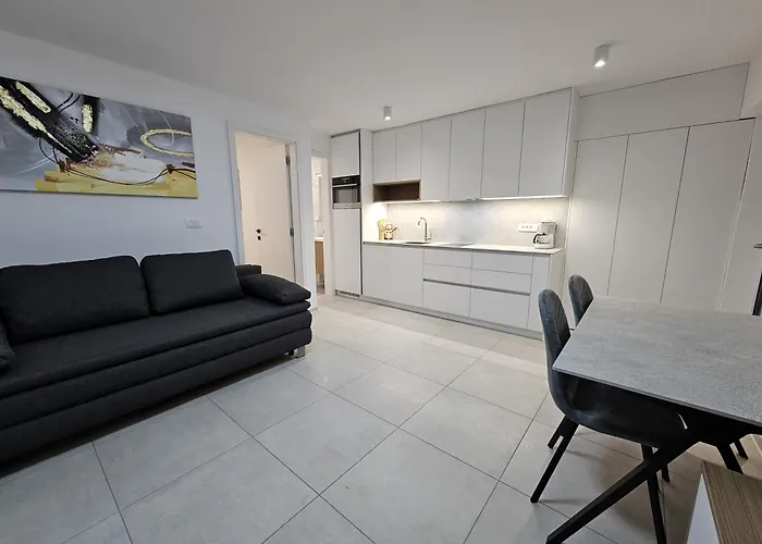 Apartment Seaview Mirjam With Jacuzzi Portoroz