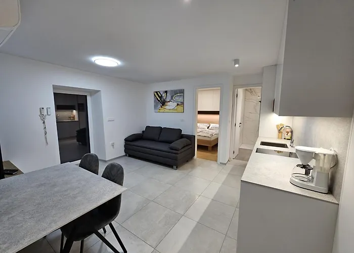 Διαμέρισμα Seaview Mirjam With Jacuzzi *